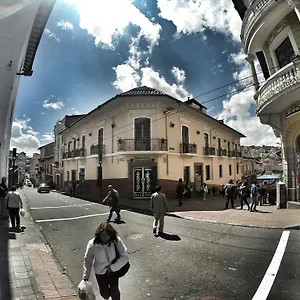 *** Hotel Viena Internacional Ecuador